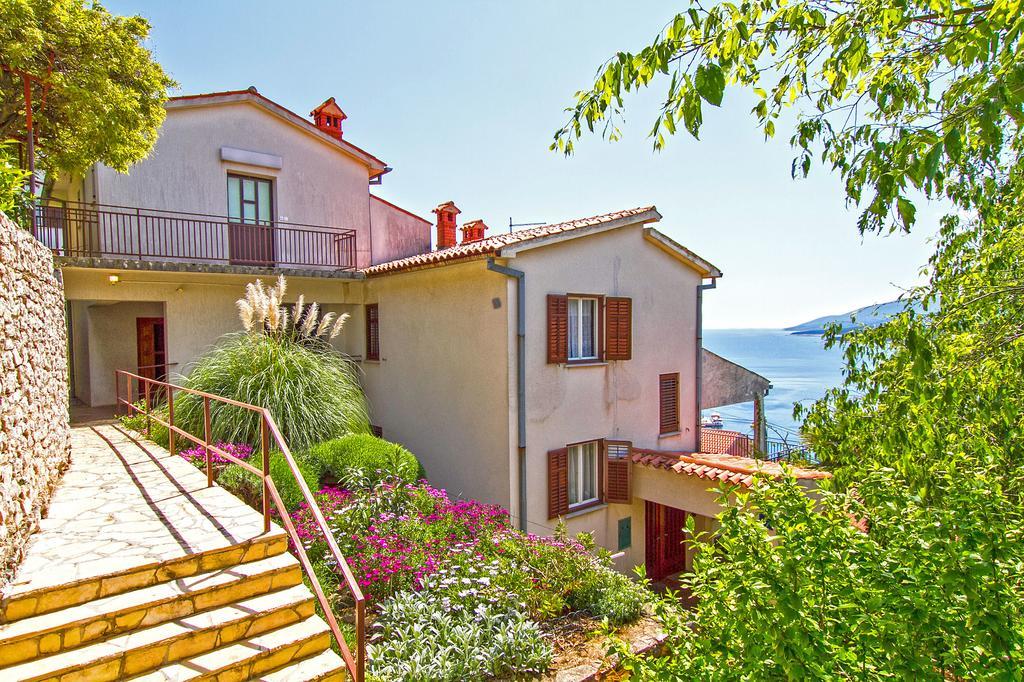 Apartments Rabac 981 Экстерьер фото